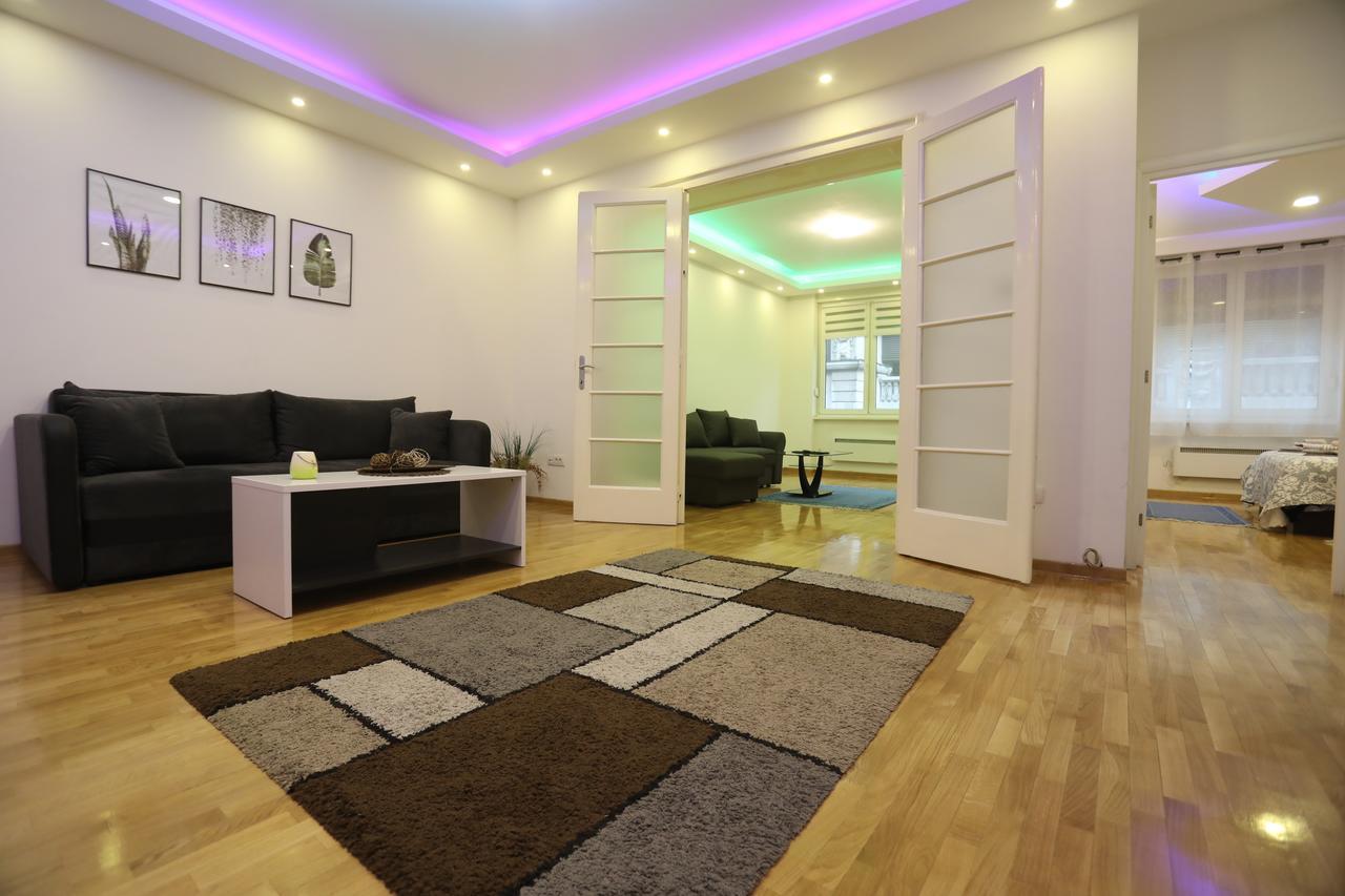 De Luxe Republic Square Apartment Of 100Sqm Belgrade Luaran gambar